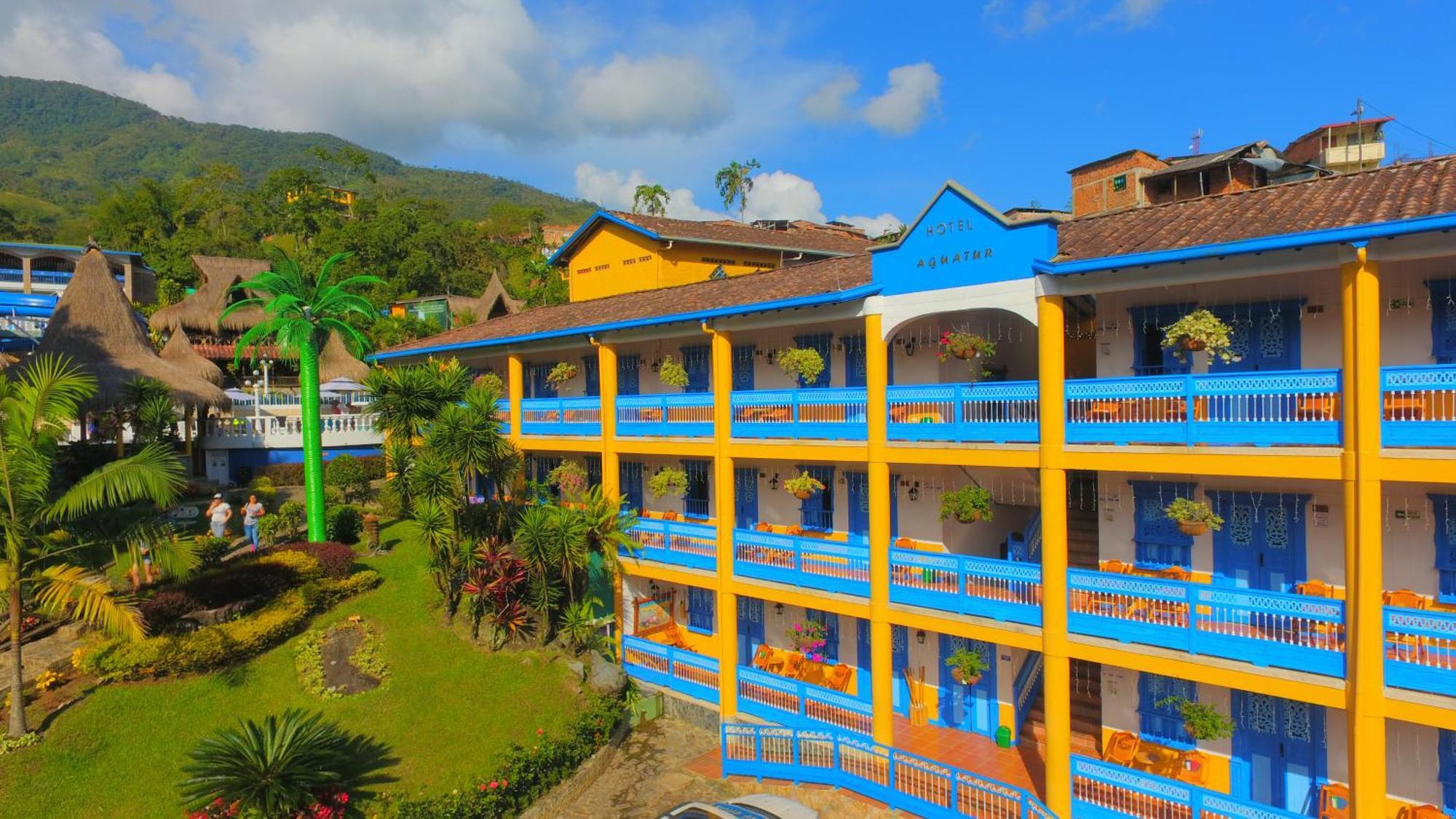 Hotel Aguatur Cocorná Exterior photo