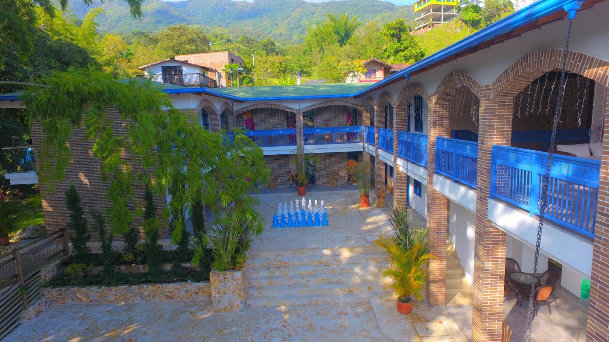 Hotel Aguatur Cocorná Exterior photo